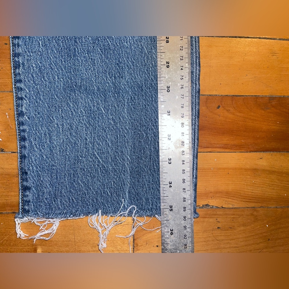 Levi’s - Picture 9 of 11